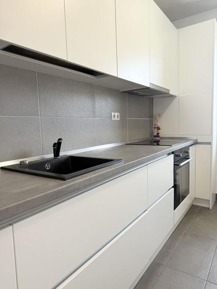Apartament cu 2 camere decomandat în Exterior Vest