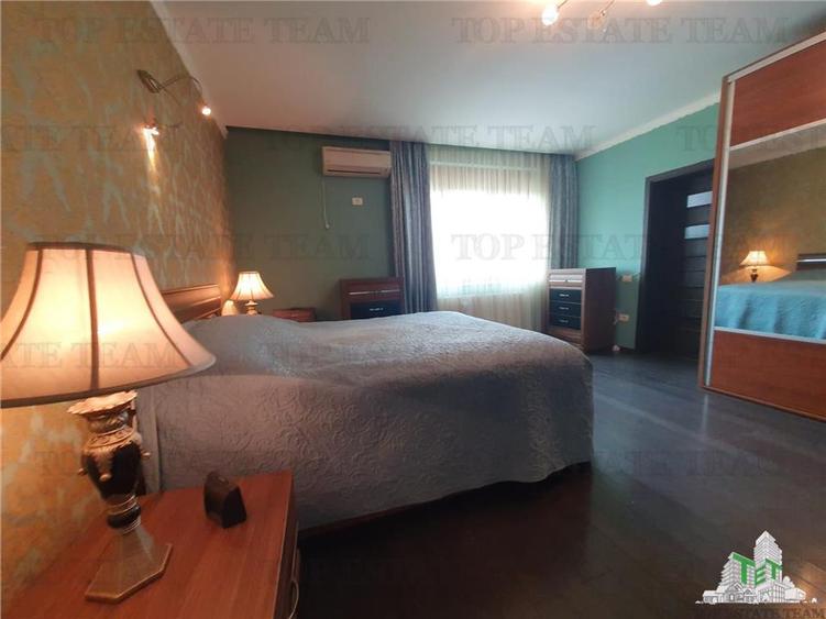 Apartament cu 3 camere decomandat, mobilat în Sat Vacanță