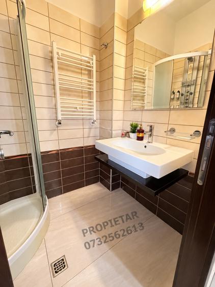 Apartament cu 3 camere decomandat în Mihai Bravu