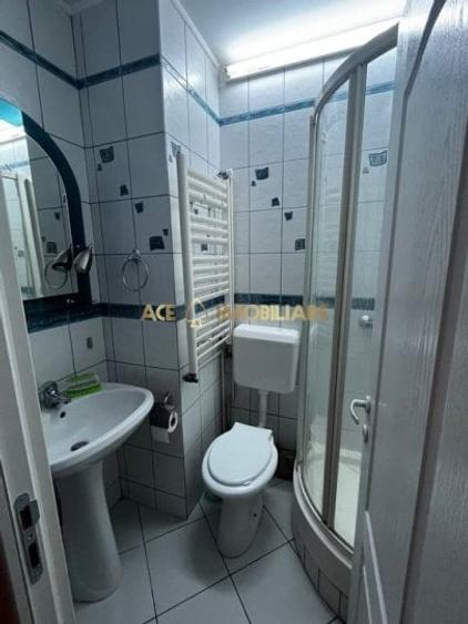 Apartament cu 3 camere decomandat, mobilat în Rahova