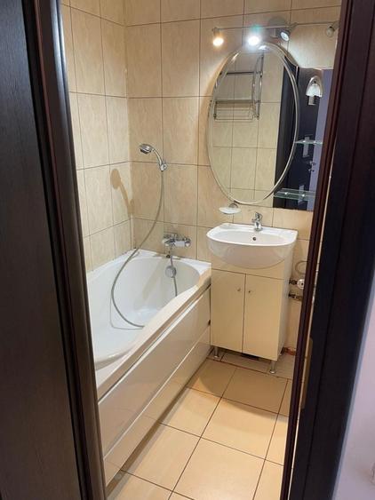 Apartament cu 2 camere semidecomandat în Brâncoveanu