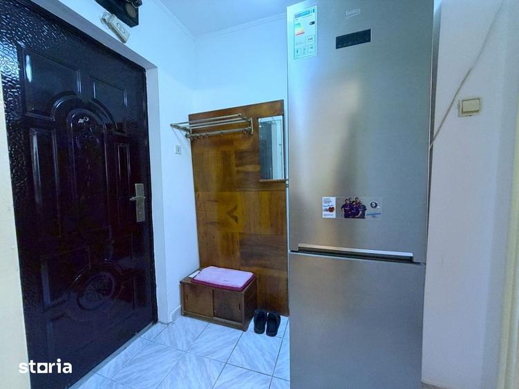 Apartament cu 2 camere semidecomandat, mobilat în Giurgiului