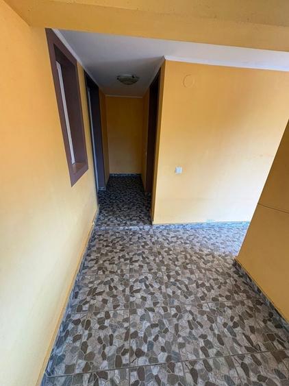 Casă cu 4 camere în Balota de Sus