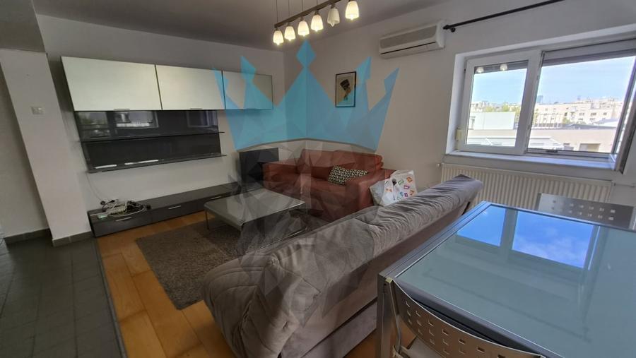 Apartament cu 2 camere semidecomandat, mobilat în Unirii