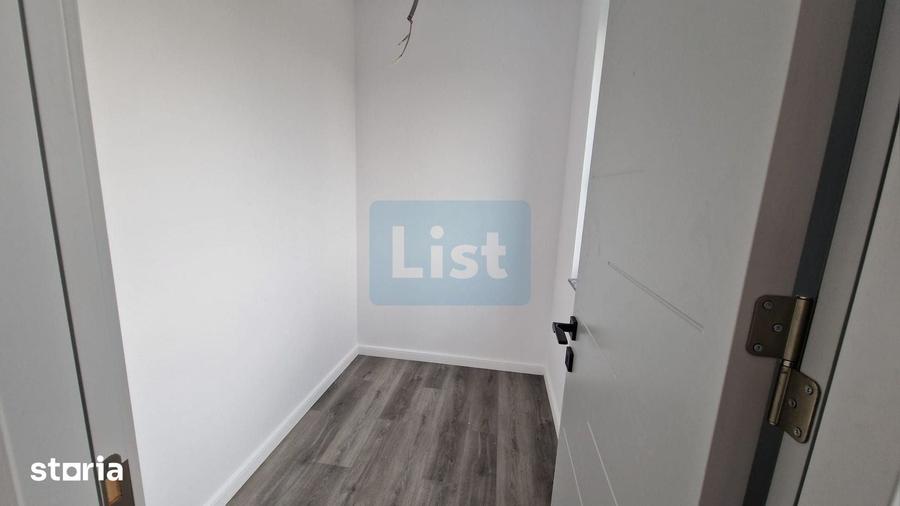 Casă cu 4 camere cu Teren 412 Mp în Recea