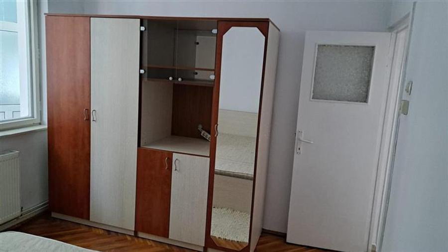 Apartament cu 2 camere decomandat în Mihai Viteazul