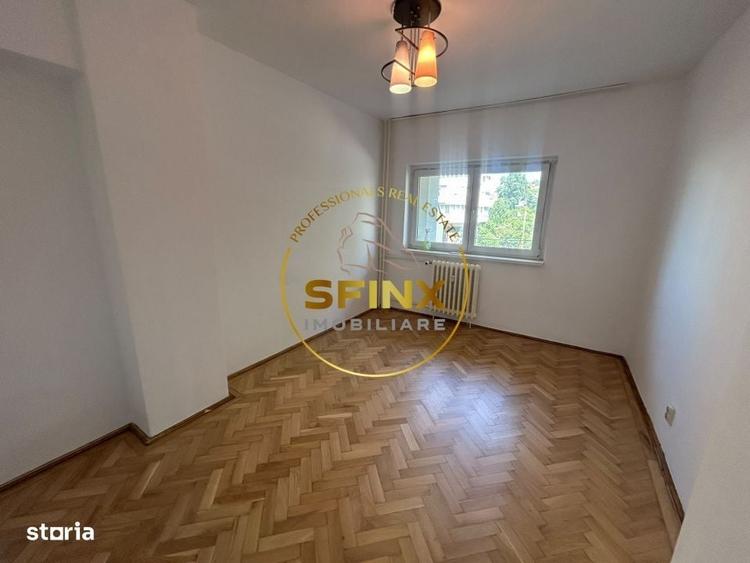 Apartament cu 4 camere în 1 Mai