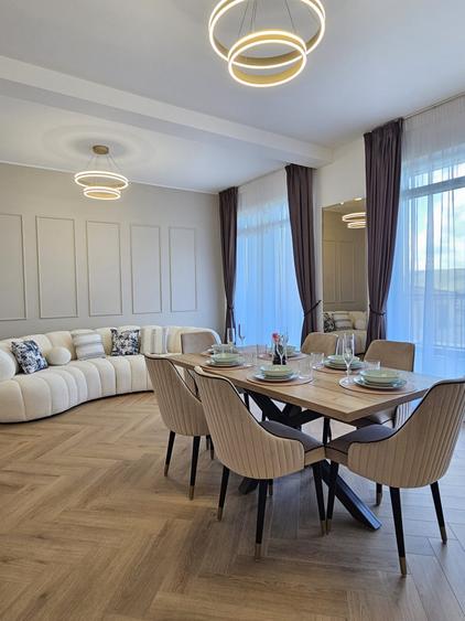 Duplex cu 6 camere cu Canalizare în Florești