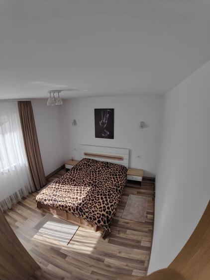 Apartament cu 3 camere decomandat în Ultracentral