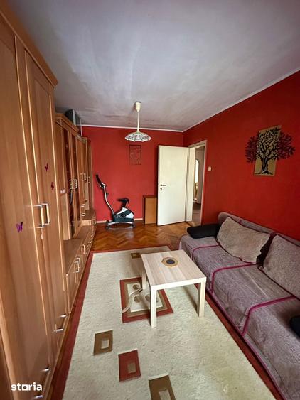 Comision 0 ! 3 camere 2 bai 3 balcoane zona Aradului 380 euro - 13