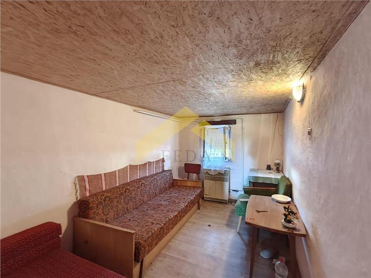 Casă individuală cu 4 camere cu Teren 1400 Mp în Variașu Mic