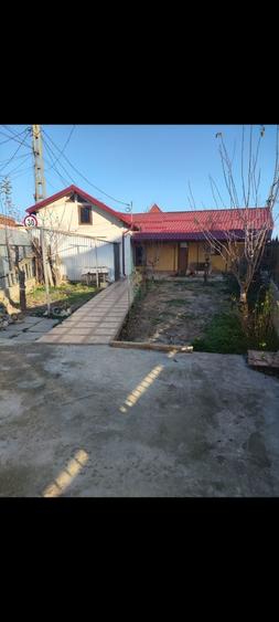 Casă cu 2 camere în Central