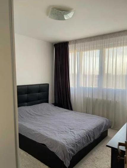 Apartament cu 2 camere decomandat, mobilat în Eroii Revoluției
