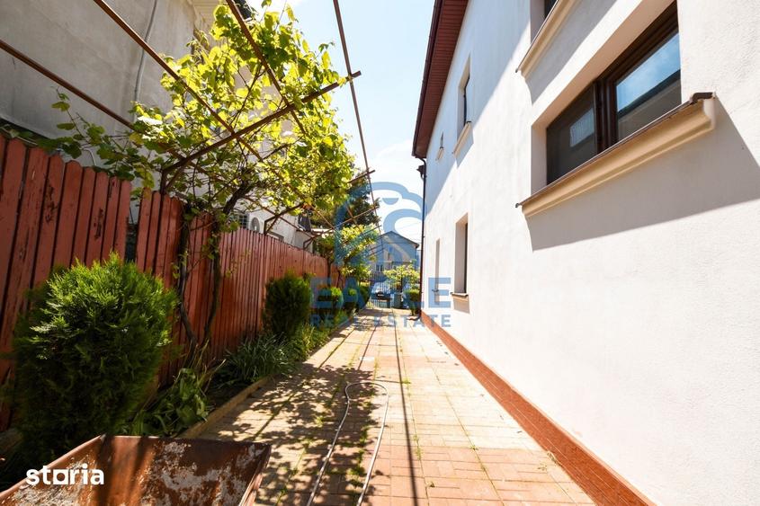 0% Comision -Costinesti Centru Vila P+E+M 11 Camere Potential Pensiune - 11