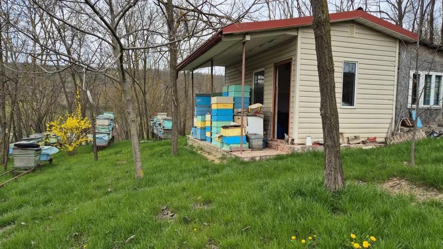 Casă cu 4 camere cu Teren 1500 Mp în Șendrești