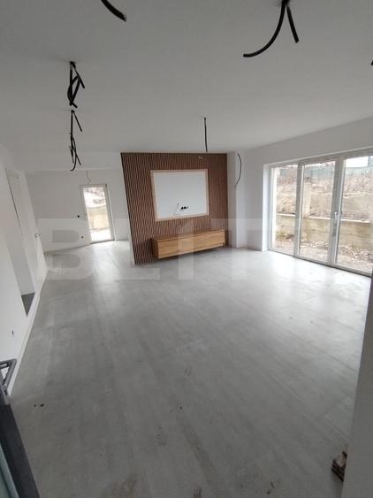 Casă individuală cu 5 camere cu Garaj în Apahida