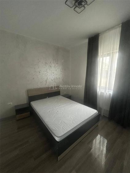 Casă cu 4 camere cu Teren 350 Mp în Central