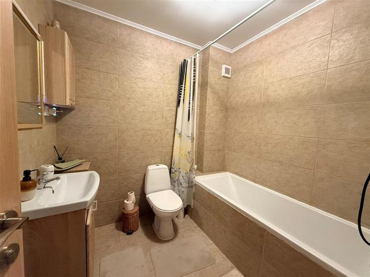 Apartament cu 2 camere decomandat în Valea Lupului
