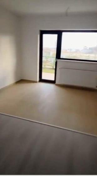 Apartament cu 2 camere semidecomandat în Titan