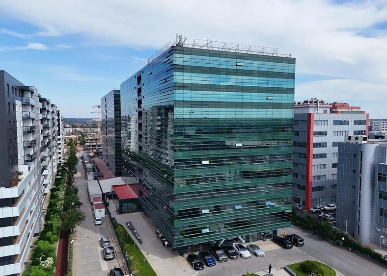 Birou, de 1,100 mp, în Pipera