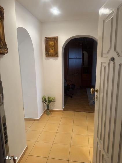 Apartament cu 2 camere în Centrul Civic