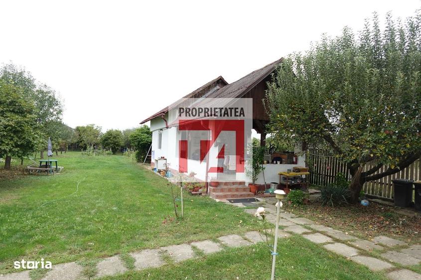 Casă cu 4 camere cu Teren 18 Mp în Cătălina