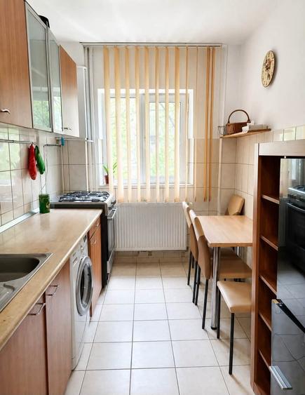 Apartament cu 2 camere decomandat în Crângași
