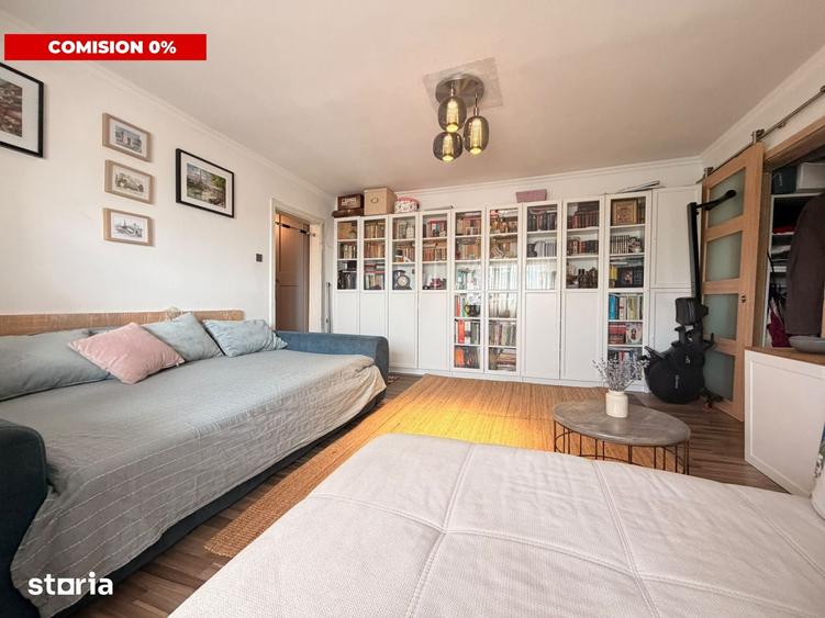 Apartament cu 3 camere semidecomandat în Bucovina