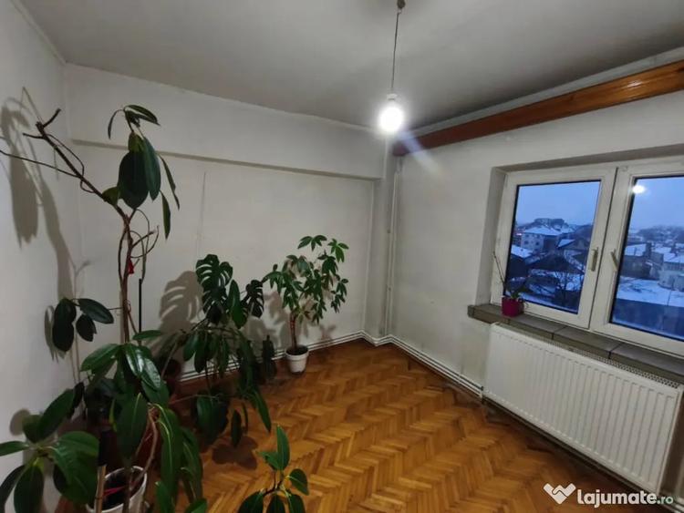 Apartament 2 camere, 50mp, zona ultracentrala, Radauti - 2