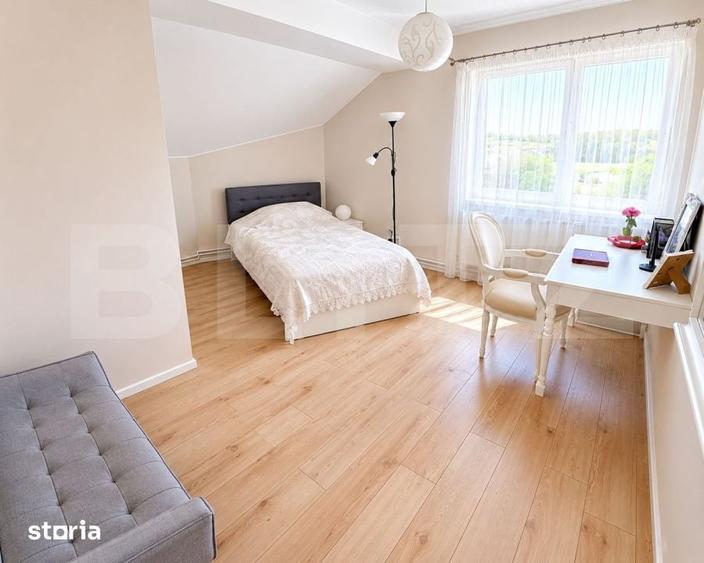 Casă cu 5 camere cu Teren 340 Mp în Ciurila