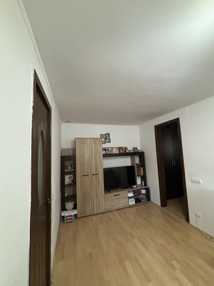 Apartament cu 2 camere în Petrești