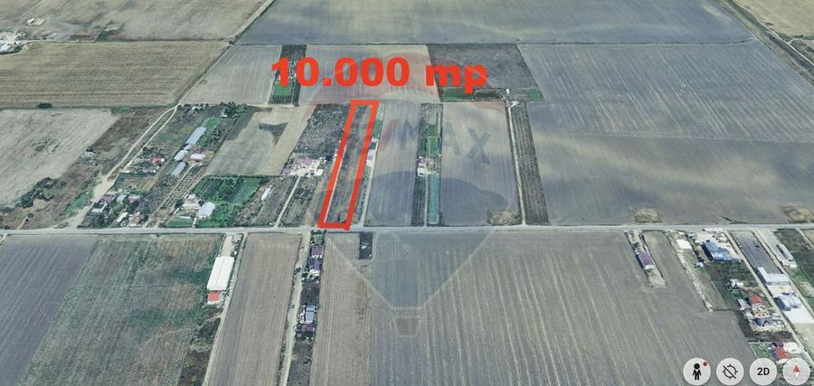 Teren agricol extravilan de 10128 mp, în Est