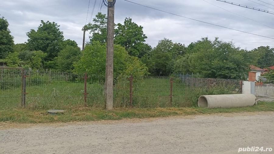Teren de 790 mp, în Pârscov