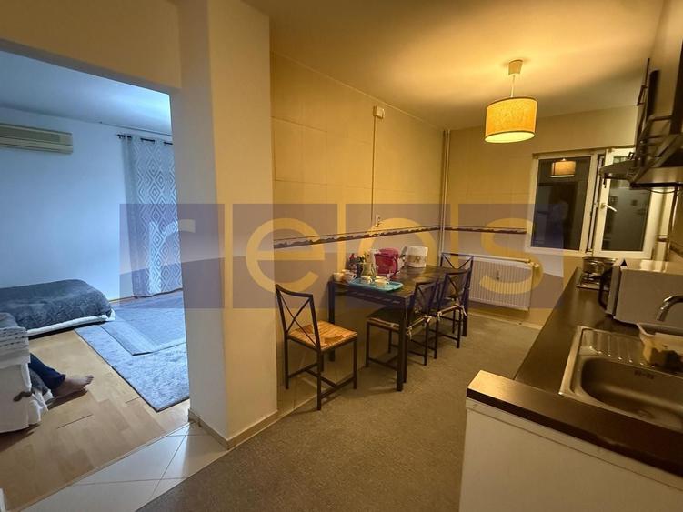 Apartament cu 3 camere decomandat în Beller