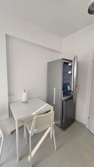 Apartament cu 2 camere decomandat, mobilat în Prelungirea Ghencea