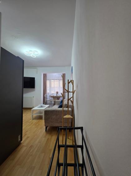 Apartament cu 2 camere semidecomandat în Ultracentral