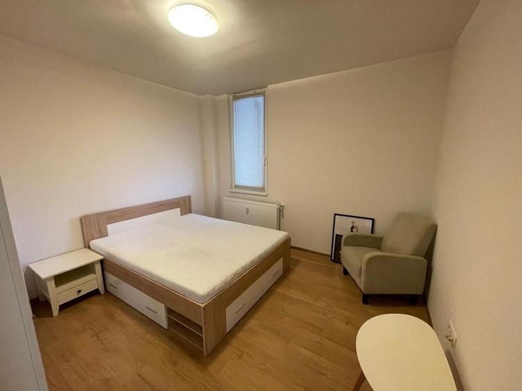 Giroc-Eso | De inchiriat | 3 camere | Loc de parcare - 12