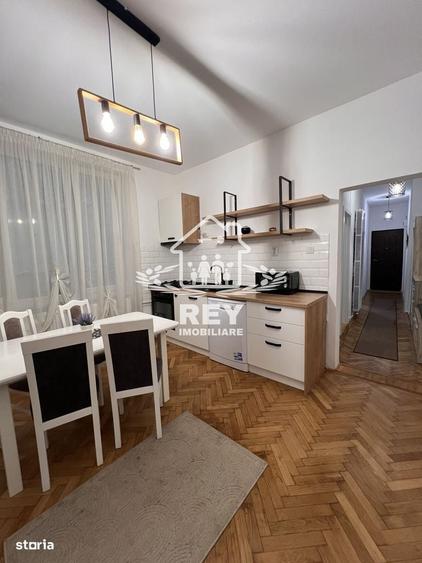 Apartament cu 2 camere decomandat în Tineretului
