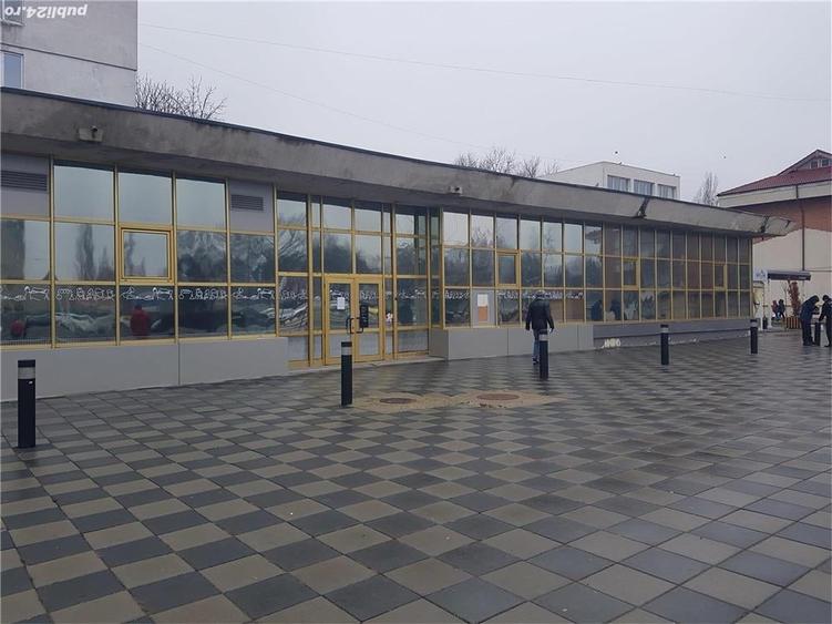 Spațiu comercial, de 530 mp, în Central
