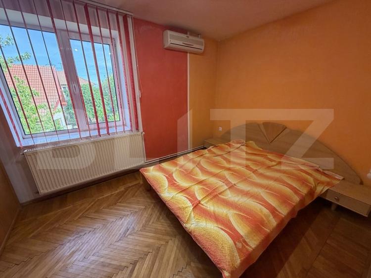Apartament cu 2 camere semidecomandat, mobilat în Debarcader