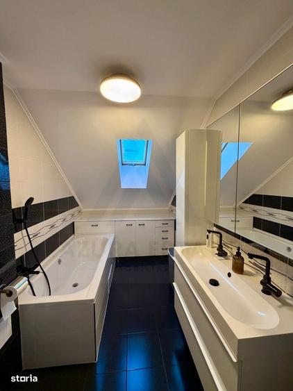 Apartament cu 4 camere decomandat în Central