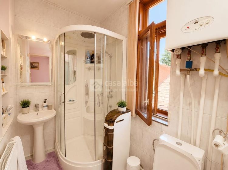 Duplex cu 2 camere cu Canalizare în Copou