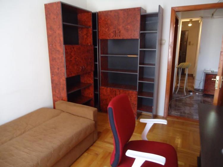 Apartament 3 camere Bld 21 Decembrie, et2/6, decomandat, parcare - 6