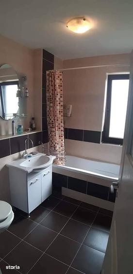 Apartament cu 4 camere în Apahida