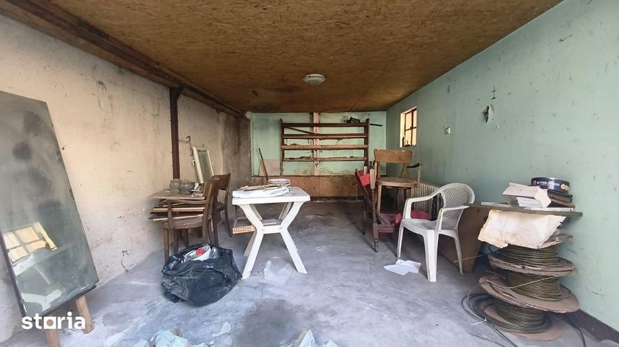 Casă cu 2 camere cu Teren 1855 Mp în Cârjiți