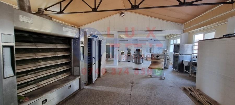 Birou, de 326.16000366211 mp, în Vest