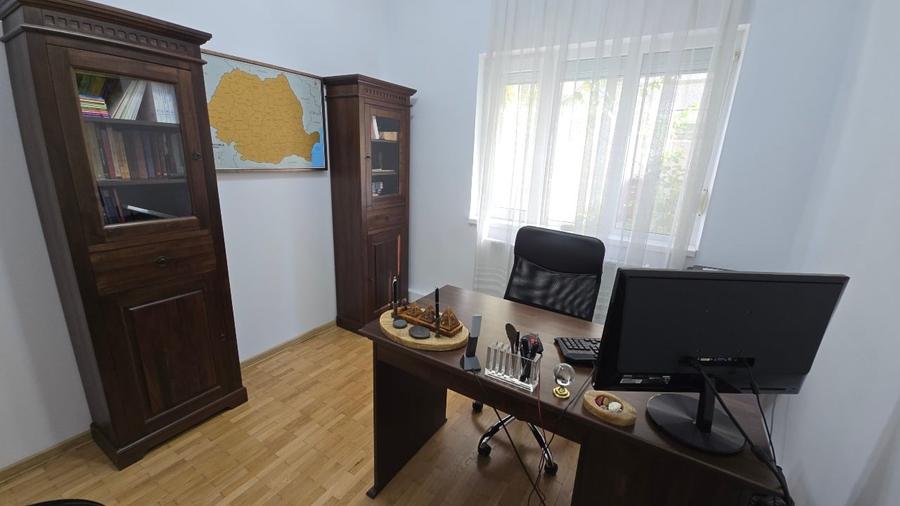 Apartament cu 4 camere decomandat, mobilat în Domenii