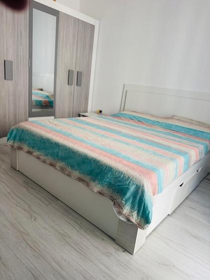 Apartament cu 2 camere decomandat în Runcu