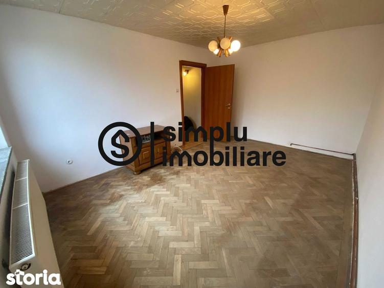 2 camere decomandate, etaj 2/4, cofetaria Sweet Escape - 93 000 Euro - 2