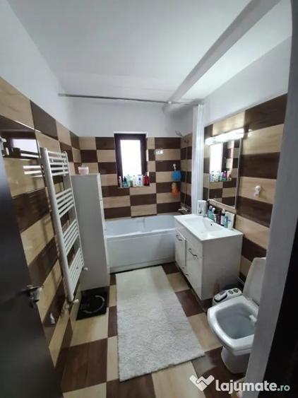 Apartament cu 2 camere semidecomandat în Transilvaniei
